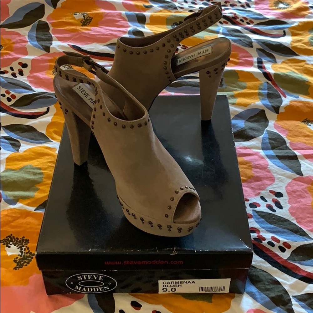 Steve Madden Carmenaa Suede Booties